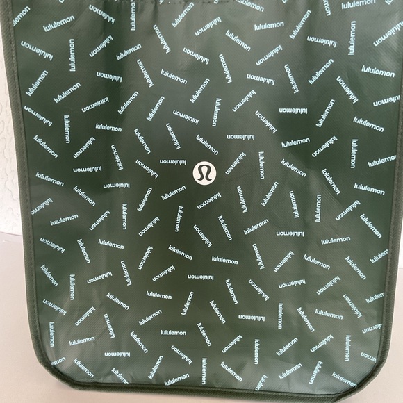 Lululemon reusable large tote bag - Picture 2 of 8